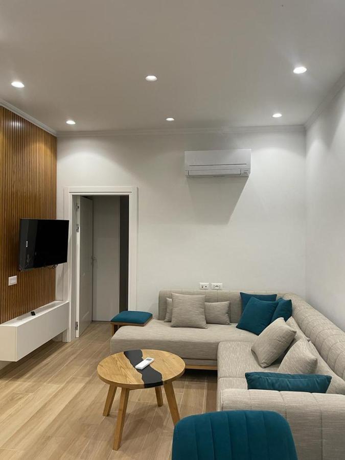 City Center Apartment Kafe Flora Tirana Exterior foto