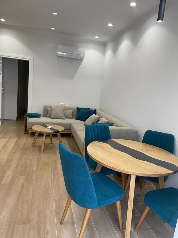 City Center Apartment Kafe Flora Tirana Exterior foto